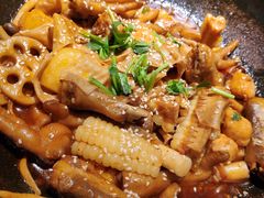 -徐记小怪兽肉蟹煲店(哈西万达金街店)