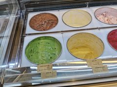 -哈根达斯(上海金山店)
