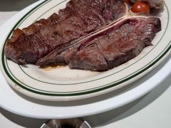 -MONICH牛排融合餐厅(和义大道购物中心店)