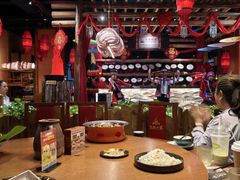 -老滇山寨•云南特色菜•地方菜•民族风情歌舞表演(金碧店)