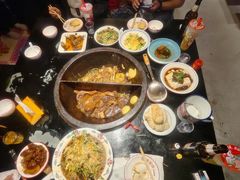 -鱼窝棚柴火铁锅炖(富山屯店)