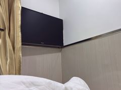 -小巢精品酒店(朝阳医院东大桥地铁站店)
