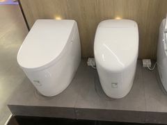 -百安居装修建材卖场(泰然店)