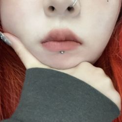 -AI艾耳·专业手工耳洞·穿孔美学馆