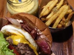 -BURGER BRO'S