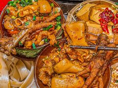 -红九格老火锅(三峡广场店)