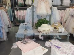 -上品折扣(回龙观店)