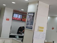 大堂-满宝馄饨(HRB新亭街店)