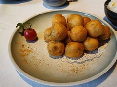 -八府香鸭·啫啫煲(华山路店)