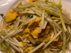 韭黄炒土鸡蛋-小老板海鲜酒家(董家渡店)