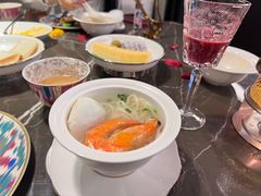 -海派悦庭·海胆烧麦·新融合菜(凯德广场店)