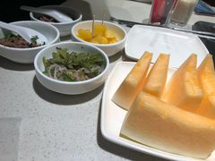 -海底捞火锅鲜切牛肉主题店(长寿路店)