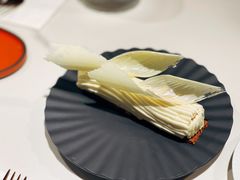 -潮一不贰·法式甜品·生日蛋糕·西式简餐(外滩店)