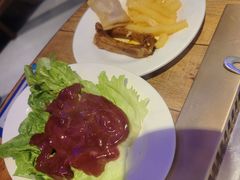 -蒙肥羊·酸汤潮牛·鲜牛肉火锅烤肉自助(岗顶店)