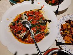 -顺峰海鲜酒楼(省府店)