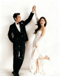 -雪中彩影婚纱摄影·微光艺术中心