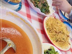-洪霞餐馆·川菜·鲜货现炒(两江春城店)