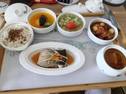 -来康月子中心