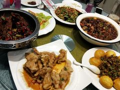 -老码头黑皮肘子锅包肉(文政街店)