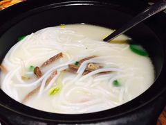 云南过桥米线-云海肴·汽锅鸡·云南菜(美罗城店)