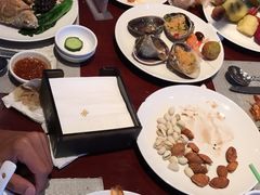 -荣誉国际酒店-云顶旋转餐厅