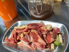 精品牛肋条-马路牙子烧烤音乐酒馆(望京店)