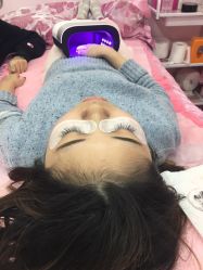 -吉吉靓甲美睫