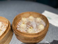 蟹粉小笼包-绿波廊(豫园店)