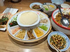 -怪噜范·老贵阳街头名小吃(汇金星力城店)