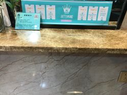 -PE SALON
