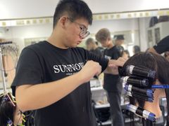 -首脑美容美发化妆美甲培训学校(龙岗校区)