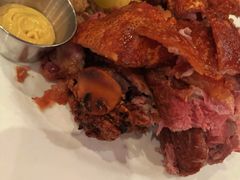 招牌脆皮烤猪肘-Malena玛莲娜