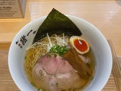 猪肉拉面-面屋 猪一