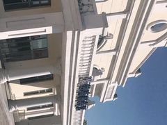 -甘南服务区-停车场