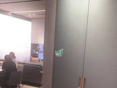 -索菲亚衣柜橱柜家具全屋定制(汶水红星店)