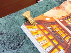 -乐蓬马歇百货公司(Rive Gauche)