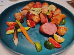 -春树下·树屋花房西餐厅(罍街AS1980店)