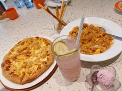 -必胜客(WOW中心城店)