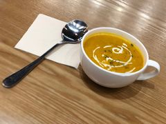 南瓜汤-HELLO 27 意面·沙拉·帕尼尼