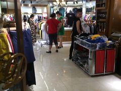 -广州白马服装市场