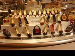 -文艺复兴百货(米兰大教堂广场店)