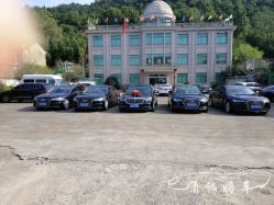 -宁波甬诚婚车(新典路店)