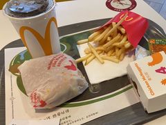 -麦当劳(保利若比邻店)