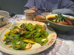 -耙吉吉川味小酒馆(本地人回头店)