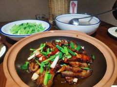 -乡里人家家常菜馆(营盘路店)