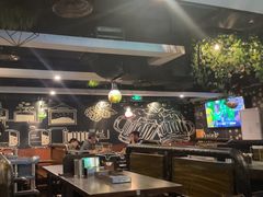 -麦凯伦烧烤·精酿超级工厂店(金桥总店)