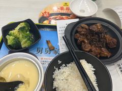 -老娘舅餐厅(黄龙体育中心店)