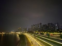 -南京眼步行桥
