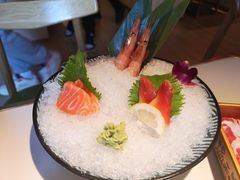 刺身拼盘（限量供应）-温禾牛·和牛寿喜烧自助火锅(恒基名人店)