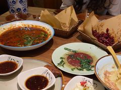 -先启半步颠小酒馆(白麓里店)